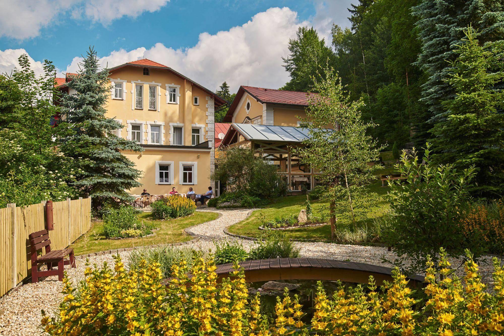 Boutique Hotel Swisshouse Mariánské Lázně Exteriér fotografie